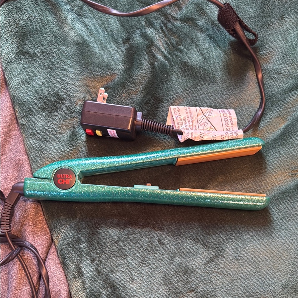 Limited Edition Ultra CHI Teal Hair Straightener